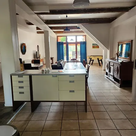 Ferienhaus Domaine De Poulharies - Carignan